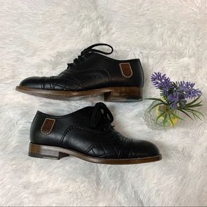 Chanel Lace-up Leather Oxfords Shoes